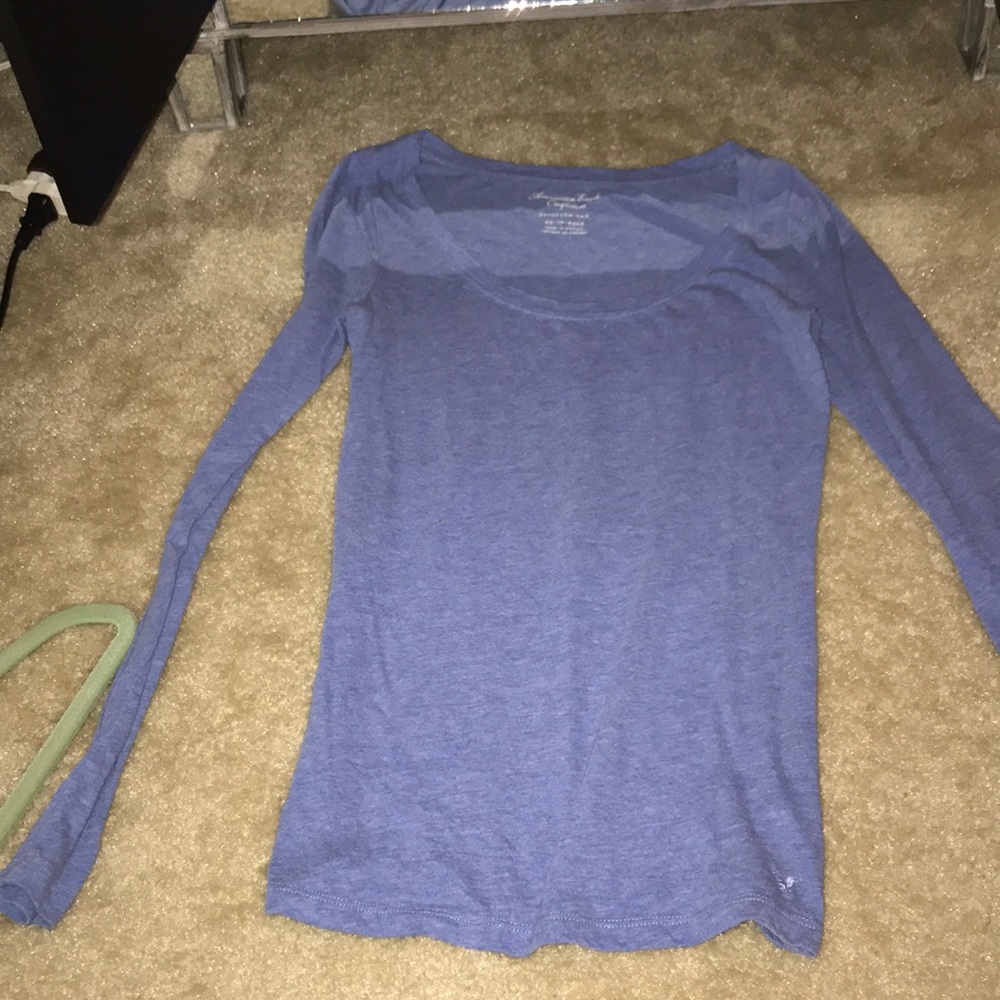 American Eagle long sleeve Tee